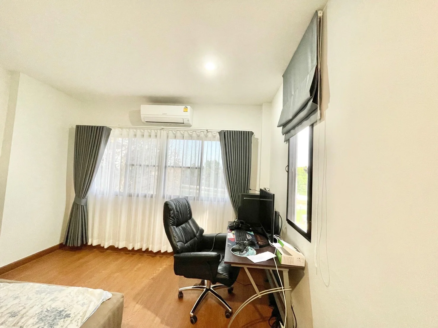 Gallery image 3